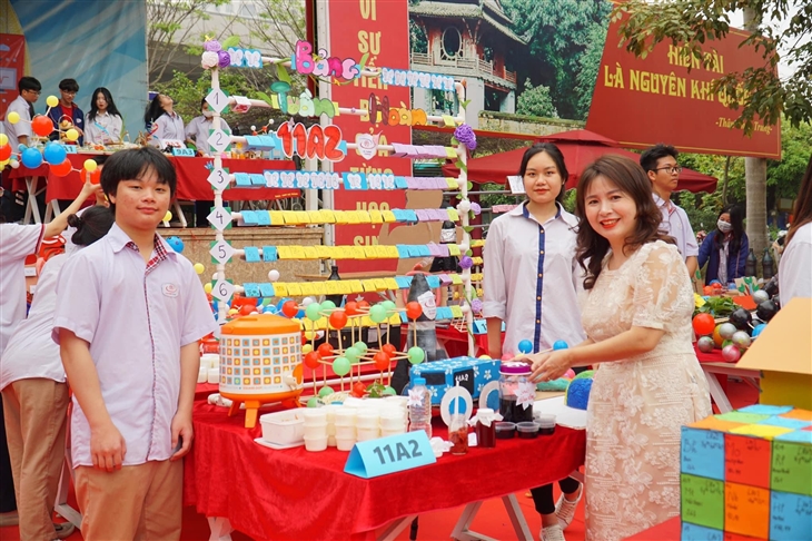 NGÀY HỘI KHOA HỌC ỨNG DỤNG  TẠI TRƯỜNG THCS - THPT HÀ THÀNH