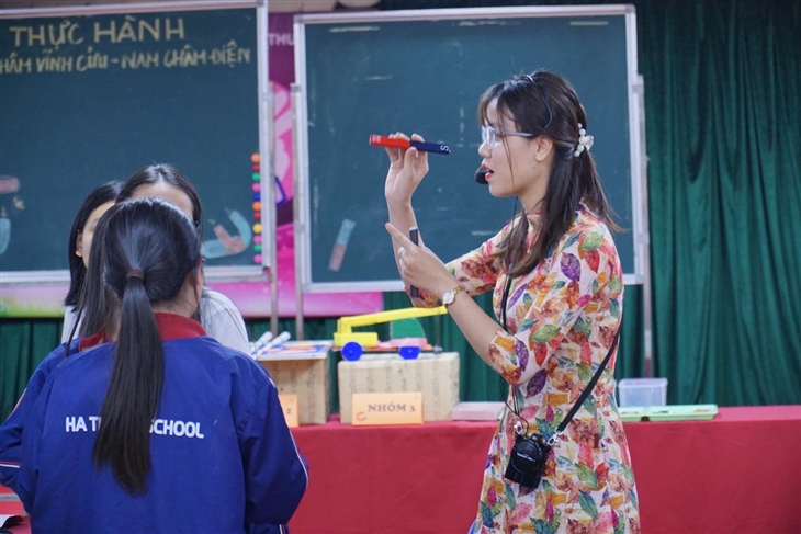 TIẾT HỌC TRUYỀN CẢM HỨNG CỦA CÔ GIÁO PHẠM KIM LIÊN