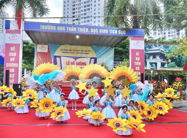 LỄ BẾ GIẢNG NĂM HỌC 2022 – 2023  VÀ CHƯƠNG TRÌNH “HA THANH ENGLISH FESTIVAL”
